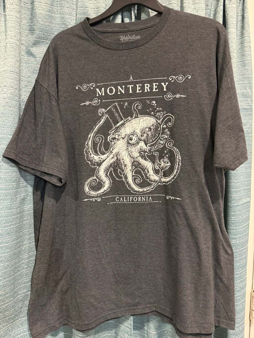 Yesterdays Sportswear Monterey California Octopus Graphic T-Shirt XXL Vacation